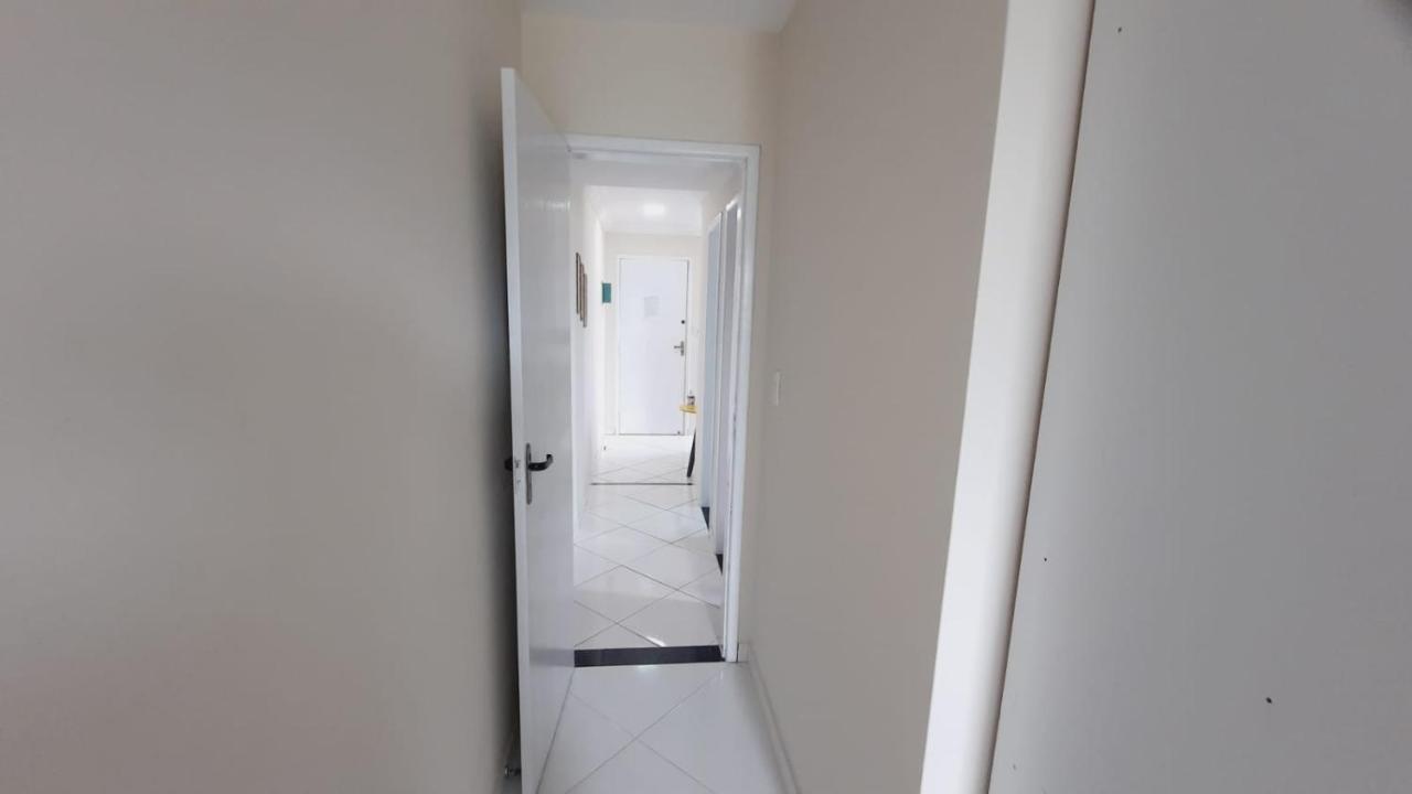 Apto Com Ar Cond E Wifi Super Confortavel Guarapari