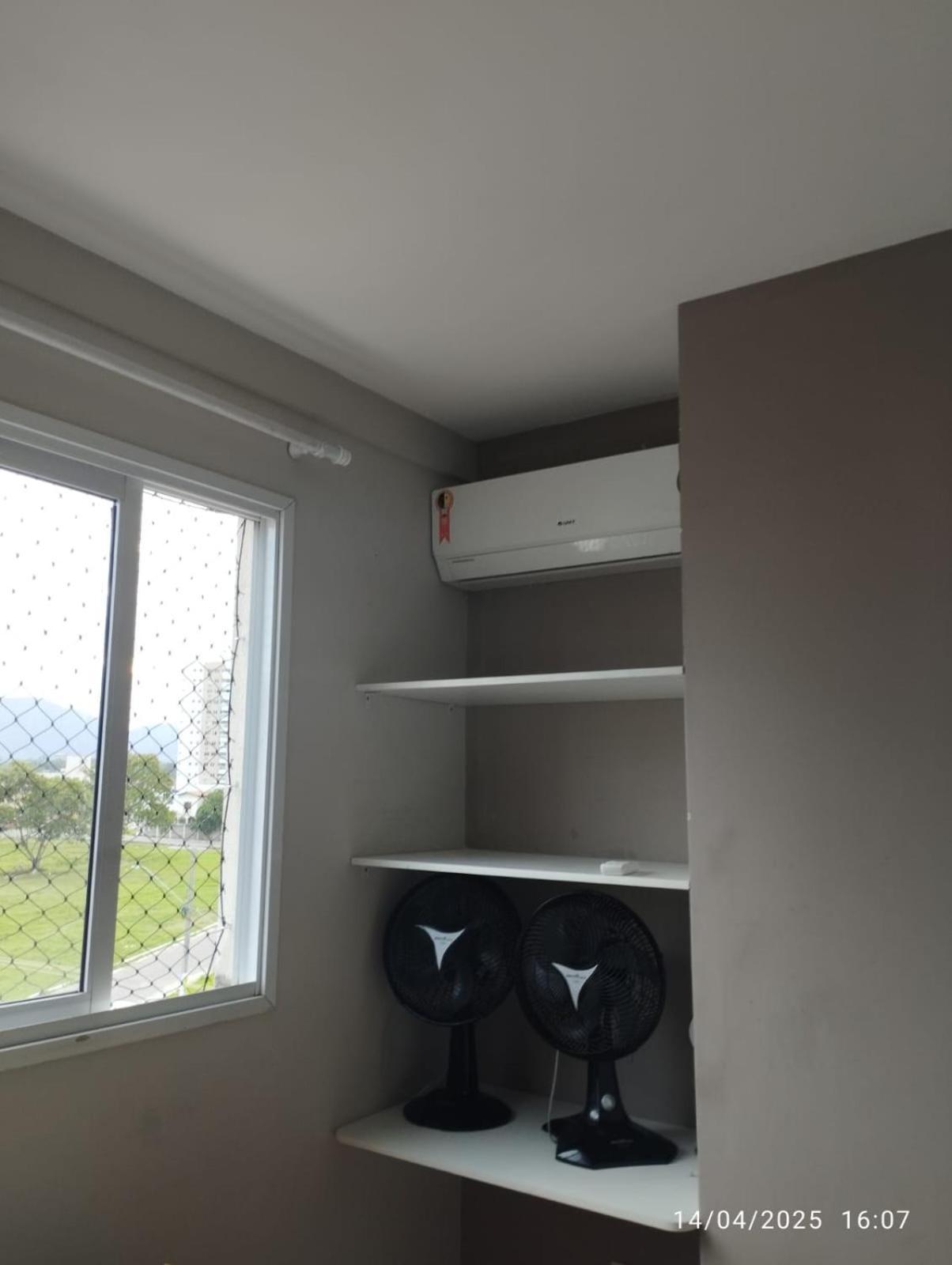 Apto Com Ar Cond E Wifi Super Confortavel Apartment *